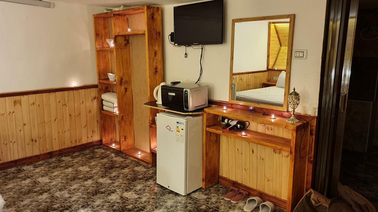 New Luxurious Modern Studio Apartment Джераш Екстериор снимка