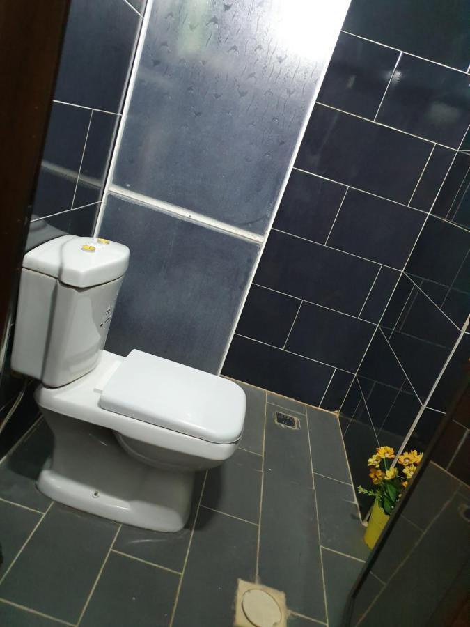New Luxurious Modern Studio Apartment Джераш Екстериор снимка