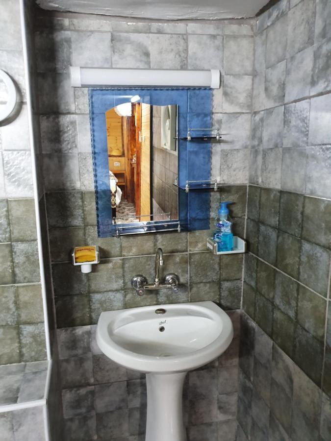 New Luxurious Modern Studio Apartment Джераш Екстериор снимка