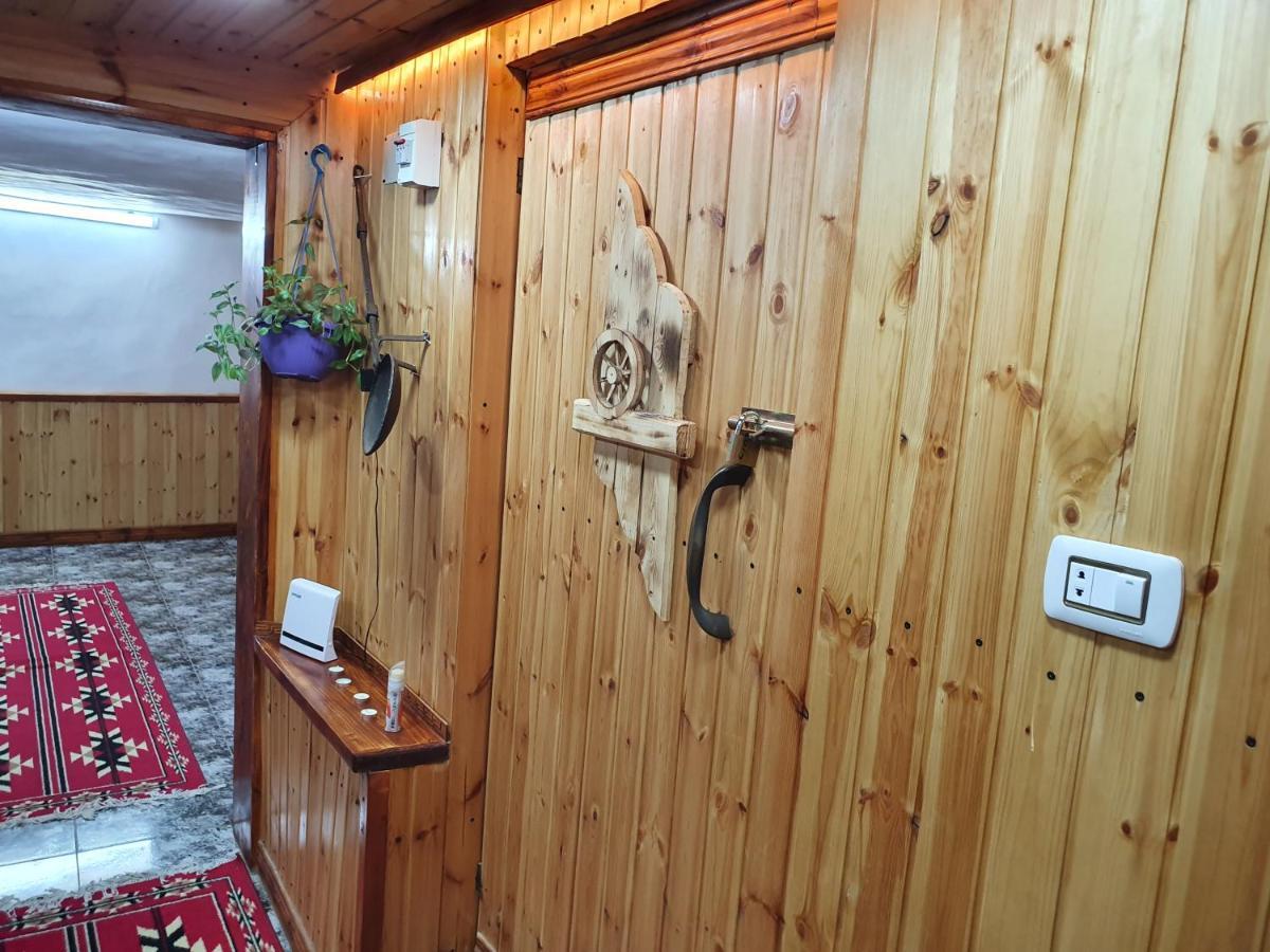 New Luxurious Modern Studio Apartment Джераш Екстериор снимка